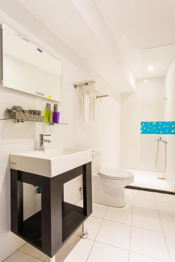 Rf Hotel - Sanchong Taipei Exterior photo